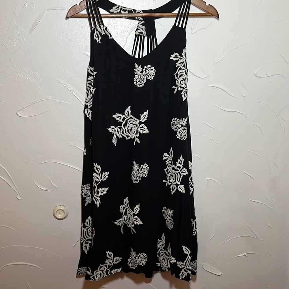 Elegant Black and White Floral Dress